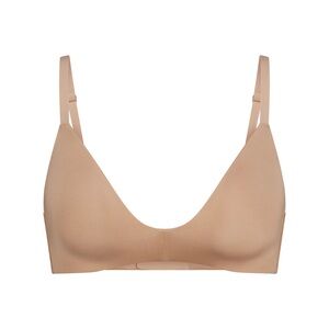 SKIMS WIRELESS FORM T-SHIRT BRA